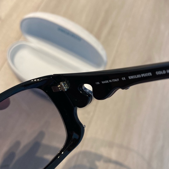 EMILIO PUCCI ✨ - Picture 8 of 13